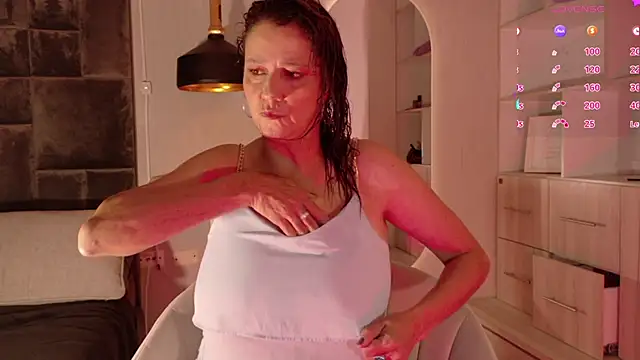 Adrianaa gold online show from May 25, 11:31 am