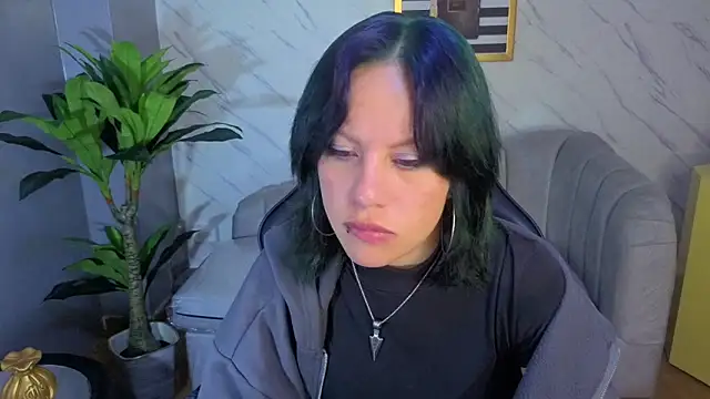 lewii t online show from April 12, 12:19 pm