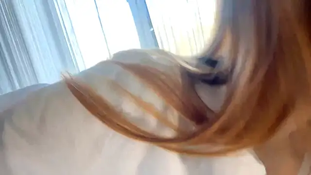 JoliPlatinums online show from April 14, 6:35 am