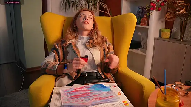 SonyaCubine online show from April 12, 1:25 pm