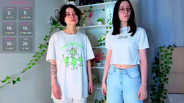 AllisonKierce online show from April 15, 3:18 am