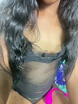 Debbaby online show from April 13, 5:36 pm