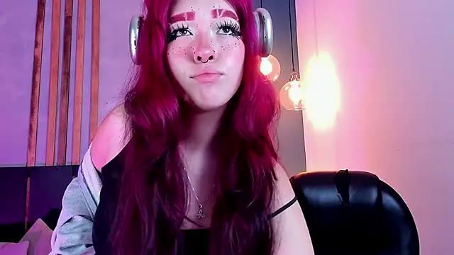 Leah cherry online show from June 9, 4:01 am
