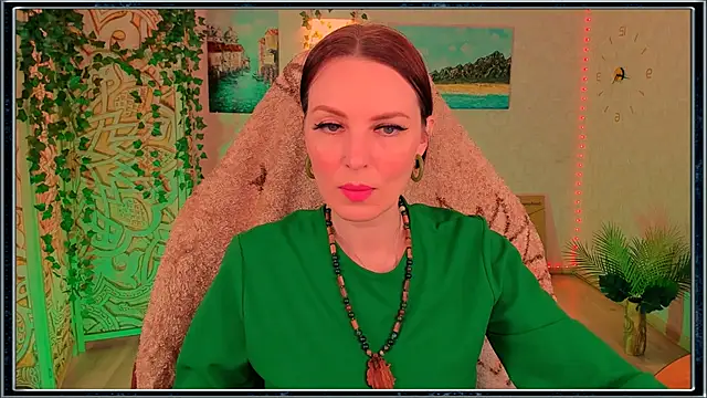 LanaRadiance online show from June 24, 1:43 pm