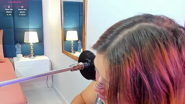 iza grey online show from April 15, 11:55 am