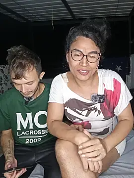 zamara and erik online show from April 15, 1:39 am