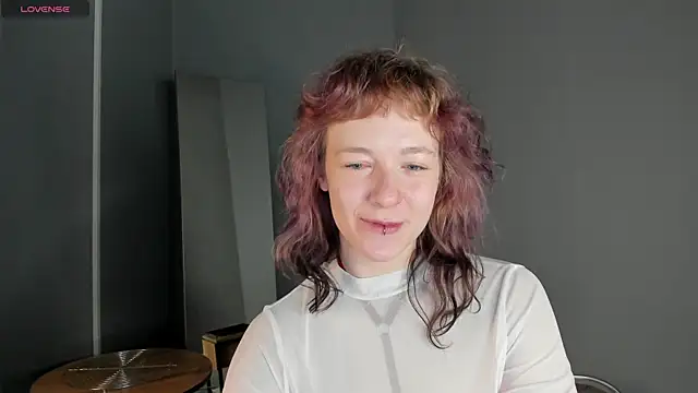Ricki Bloom online show from June 30, 1:16 am