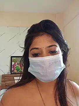dearmona00 online show from July 8, 7:32 am