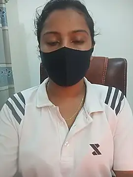 zareen approach online show from June 27, 10:38 am