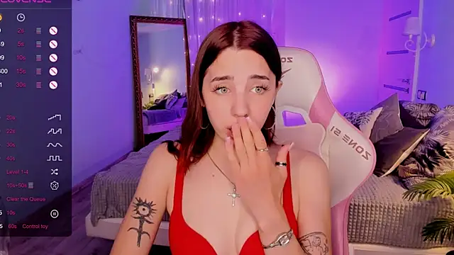 CharliGrace  online show from June 28, 12:34 pm