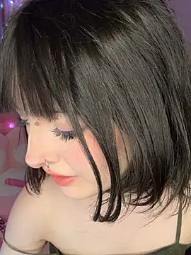 virusDoll online show from June 2, 12:50 pm
