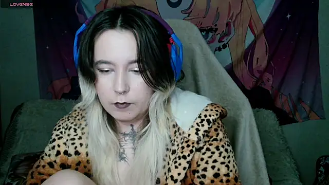 mirabite  online show from April 16, 7:08 am