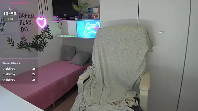 Neko Sora online show from May 20, 1:57 am