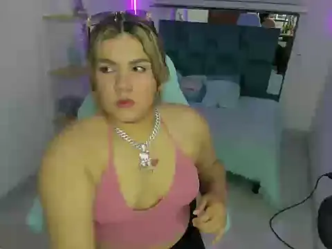 Catalina Foxt online show from April 24, 12:52 pm