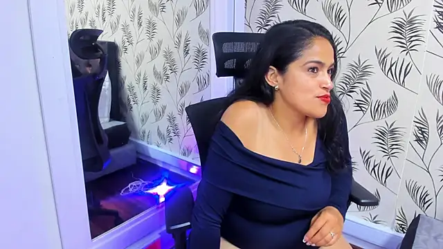MaluRivers online show from May 19, 3:46 am