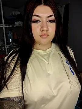 Mia2024 online show from April 20, 4:04 am