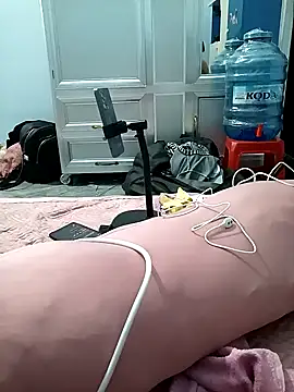 Labury online show from April 16, 3:29 am