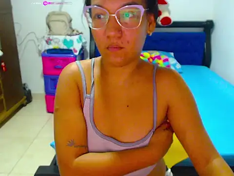 Roseluxs online show from July 16, 12:15 am