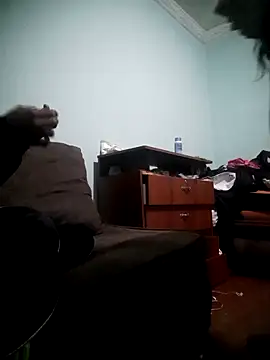 ParejaOculta online show from April 20, 5:10 am