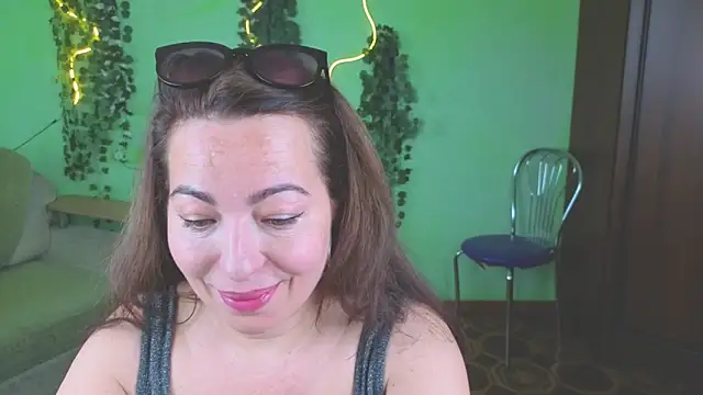 Zoe Zephyr online show from May 25, 5:17 am