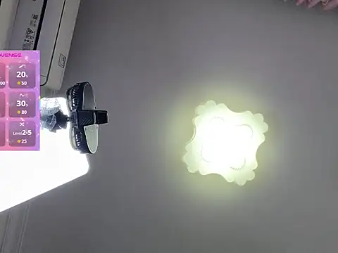 xiuxiu6688 online show from April 16, 10:59 am