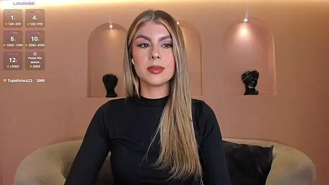 MiaSilvaX online show from July 8, 11:12 am