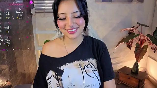 lsa dolly nyx online show from May 6, 10:47 pm