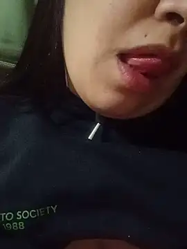 melones3 online show from May 15, 5:55 am