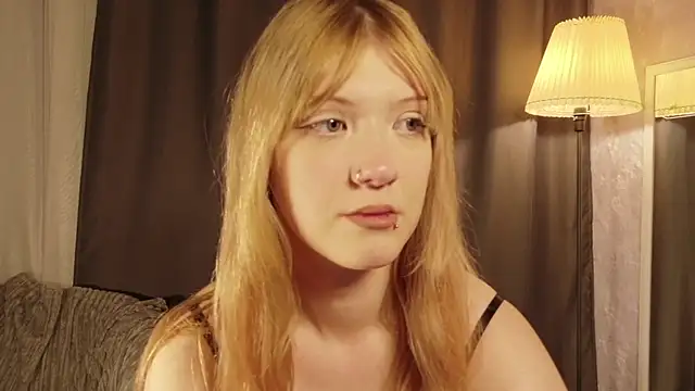 Lina Wi online show from May 7, 8:23 pm