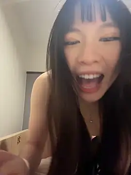 nide-baby online show from May 15, 11:18 pm