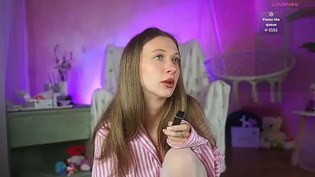 AlexiaPink online show from April 24, 4:04 am