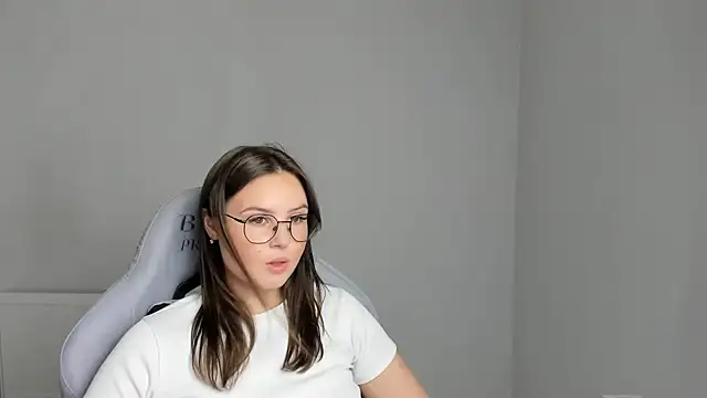 Regina cute  online show from July 3, 11:27 am