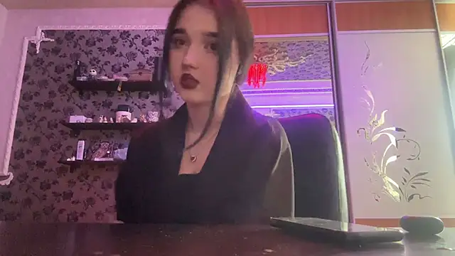 ShriekedGrafting online show from April 19, 9:53 am