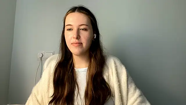 LatonyaLabreque online show from May 8, 12:52 pm