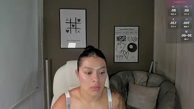 GeorginaMontclair online show from May 21, 10:13 am