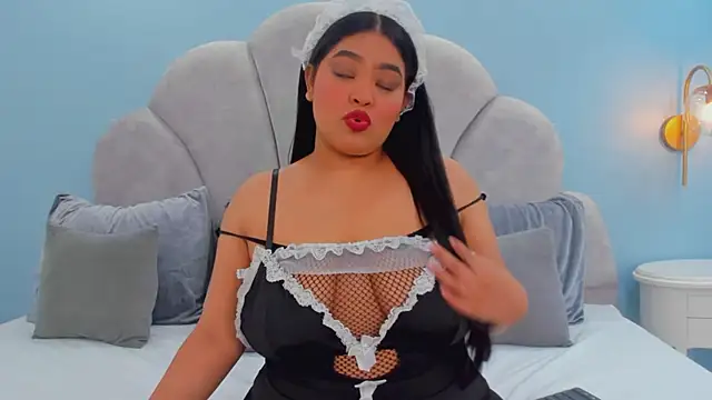 riley dolly online show from June 3, 4:02 am