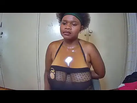 BusttyBoobs19 online show from April 24, 8:22 pm