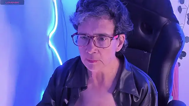 selena ferreira online show from April 25, 12:41 pm