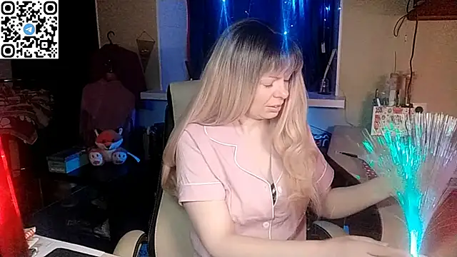 Fluffy Duffy962 online show from May 28, 9:02 pm