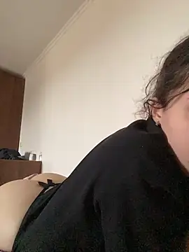 d0p34ng3l online show from May 29, 9:07 am