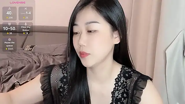 F-Yuwei online show from June 5, 8:09 am