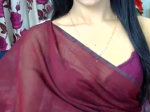 Alina Nur online show from May 14, 12:16 am