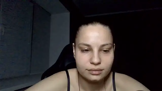  Linsyy ee  online show from June 16, 7:26 pm
