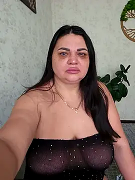 -CUTE-EVVIL- online show from April 29, 5:43 am