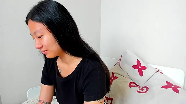 LeyaHanami online show from June 27, 3:29 am