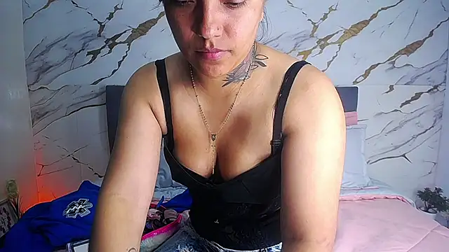 love sharit0409 online show from April 26, 12:52 am