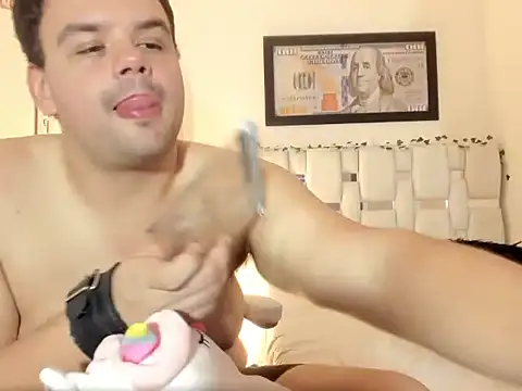 Aaron Grant online show from April 28, 9:46 am