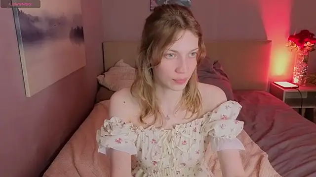 Emily Cartex online show from April 29, 5:54 am