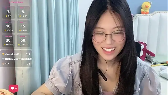 Luna-666 online show from April 30, 5:40 pm