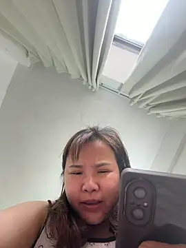 Yanzi-mm online show from April 29, 5:43 am